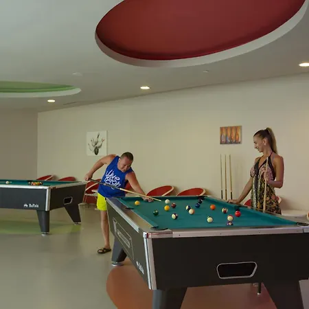 منتجع رويال الحمرا بالاس 5*