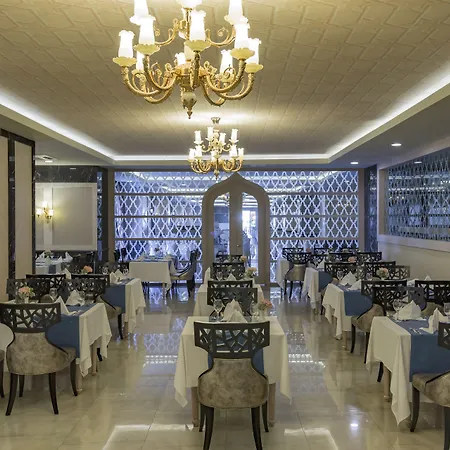 Royal Alhambra Palace Side