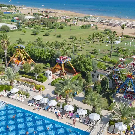 منتجع رويال الحمرا بالاس