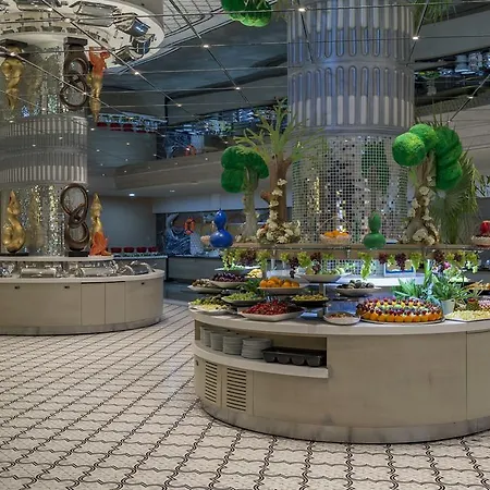 رويال الحمرا بالاس 5* سيدي