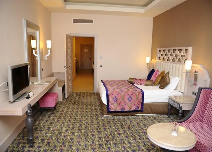 Royal Alhambra Palace Resort