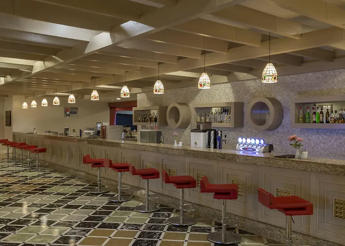 Royal Alhambra Palace 5* シダ