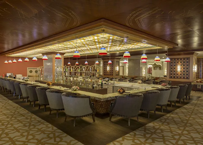 로얄 알람브라 팰리스 5*