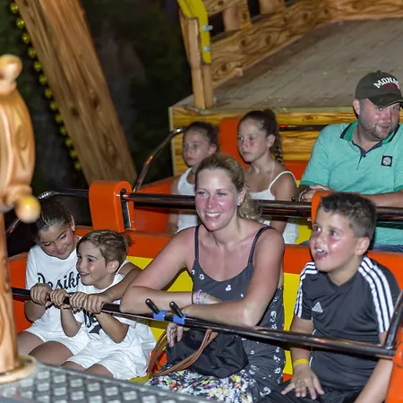 Royal Alhambra Palace Resort 5*